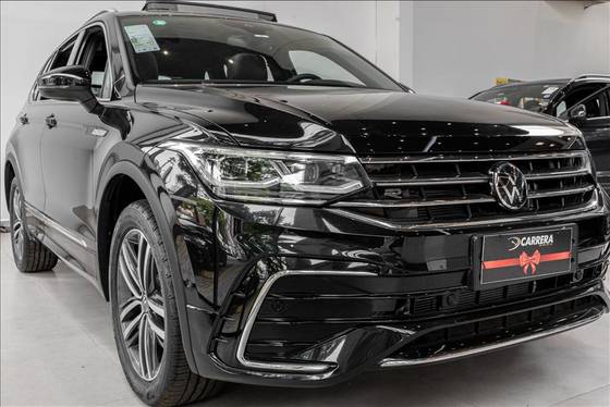 VOLKSWAGEN TIGUAN 2.0 300 TSI GASOLINA ALLSPACE R-LINE AUTOMÁTICO